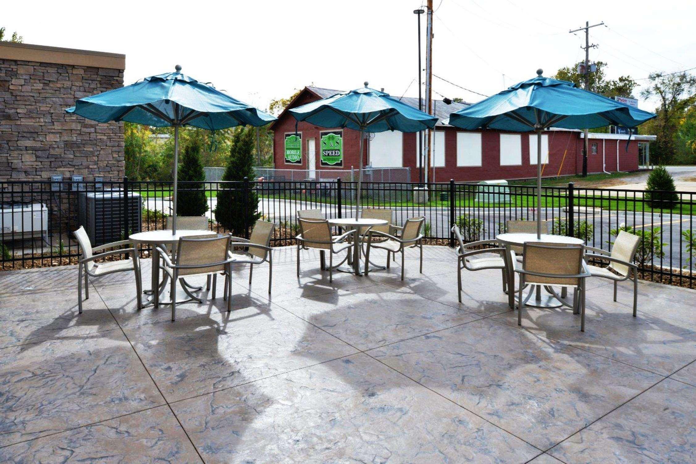 Hampton Inn Ливенворт Экстерьер фото