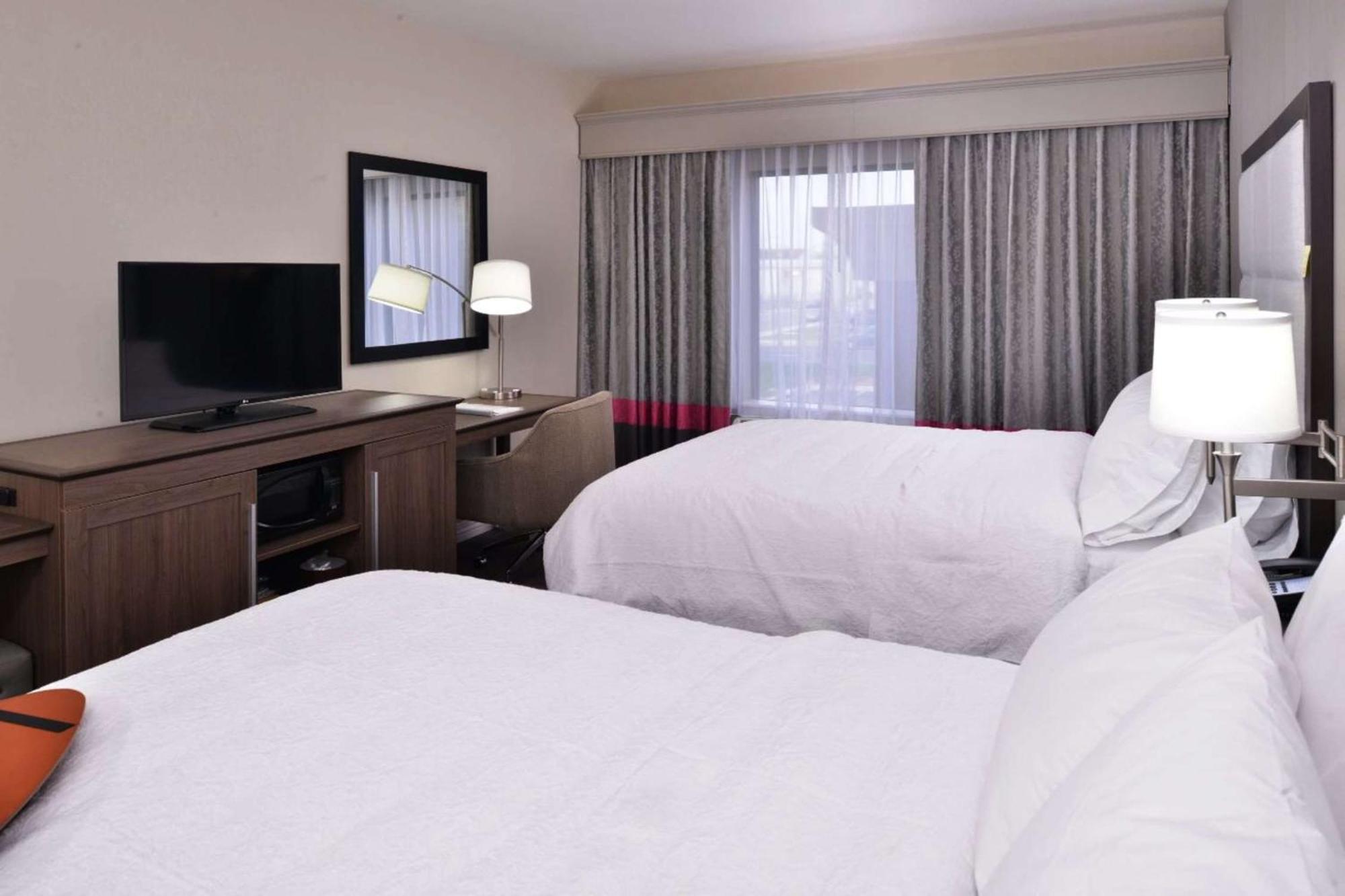 Hampton Inn Ливенворт Экстерьер фото